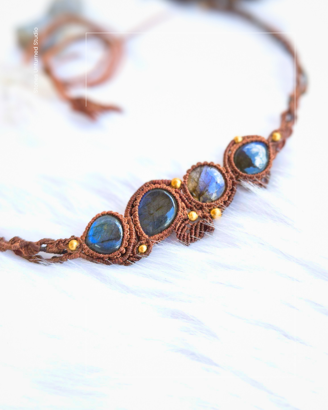 Choker Necklace with Blue Labradorite stones and fine macrame work